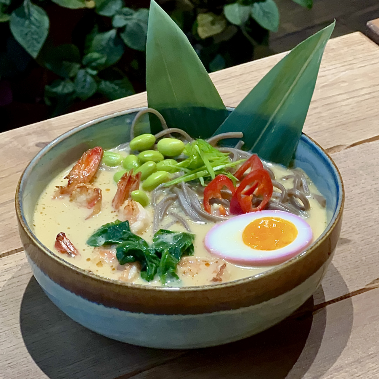 Кокосовий суп рамен з креветками