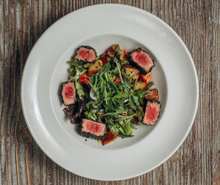 Нісуаз з обсмаженим тунцем