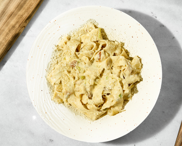 Тальятеле з білими грибами та сиром Горгонзола