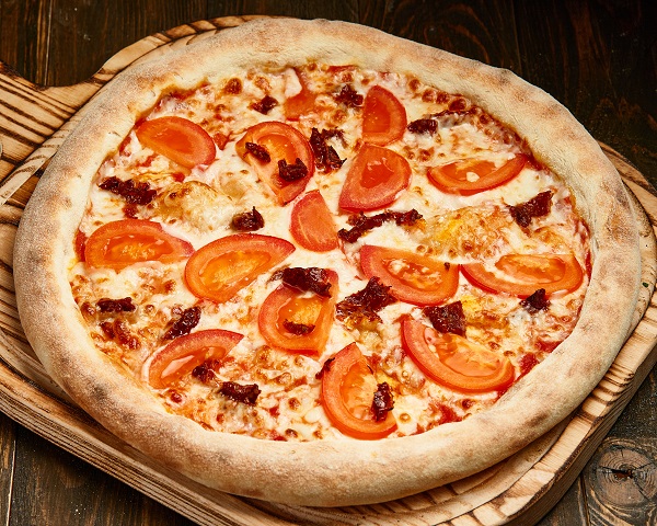 Піца Маргарита велика