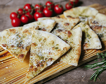 Фокача з розмарином