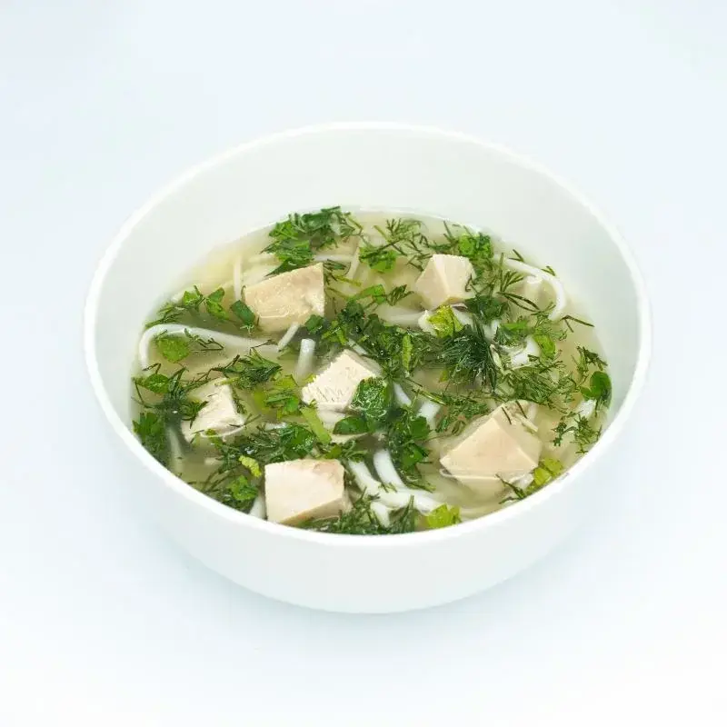 Курячий бульйон з локшиною